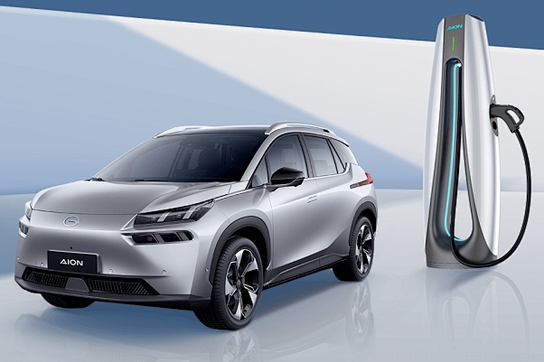 車載無線充電樁：固態電容快速充放電與熱管理實測案例